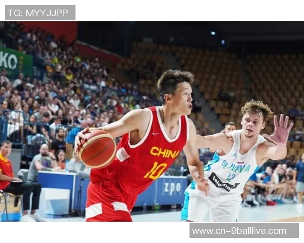 中国男篮苦战不敌新西兰三人表现突出唯朱正状态堪忧